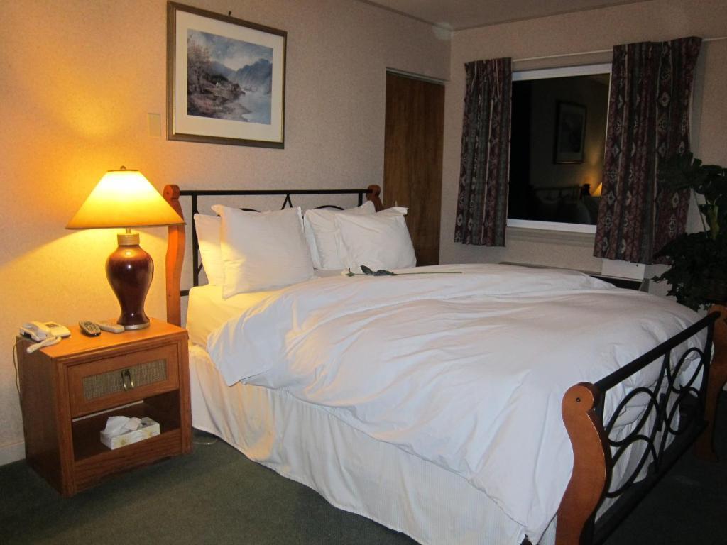Annapolis Royal Inn & Suites Стая снимка